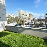 Apartment Luxury With Garden Terrace Near National Arena