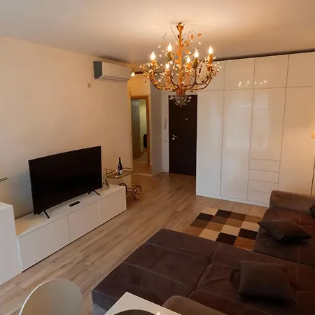 Apartment Luxury With Garden Terrace Near National Arena Bukarest