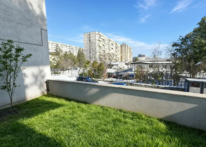 Apartment Luxury With Garden Terrace Near National Arena