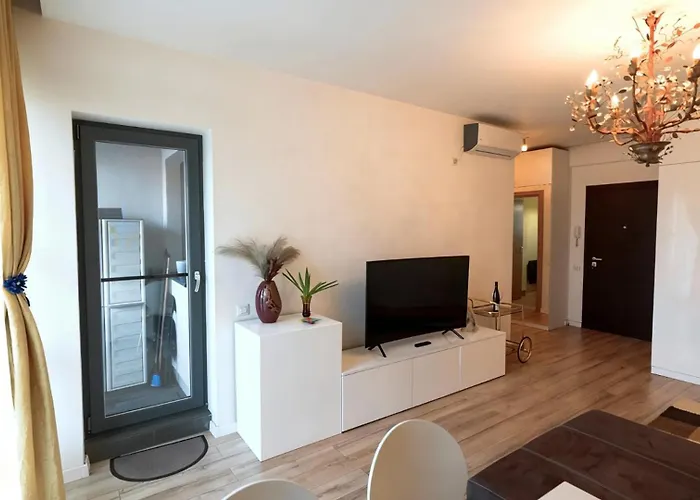 Luxury With Garden Terrace Near National Arena Apartment Bucharest