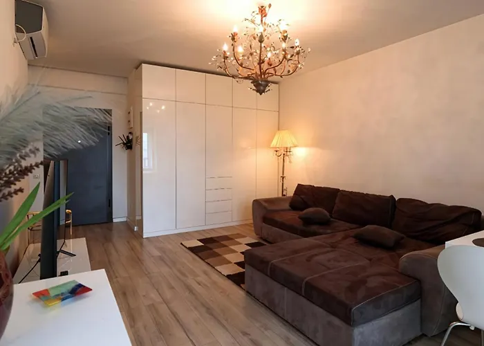 Luxury With Garden Terrace Near National Arena Bucharest