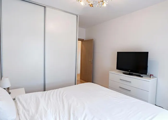 Apartment Luxury With Garden Terrace Near National Arena *